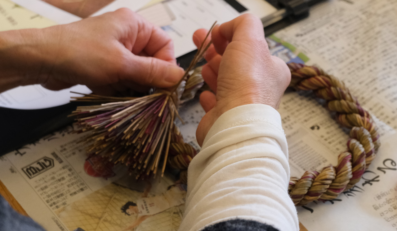 カラフルい草で作る　お正月飾り