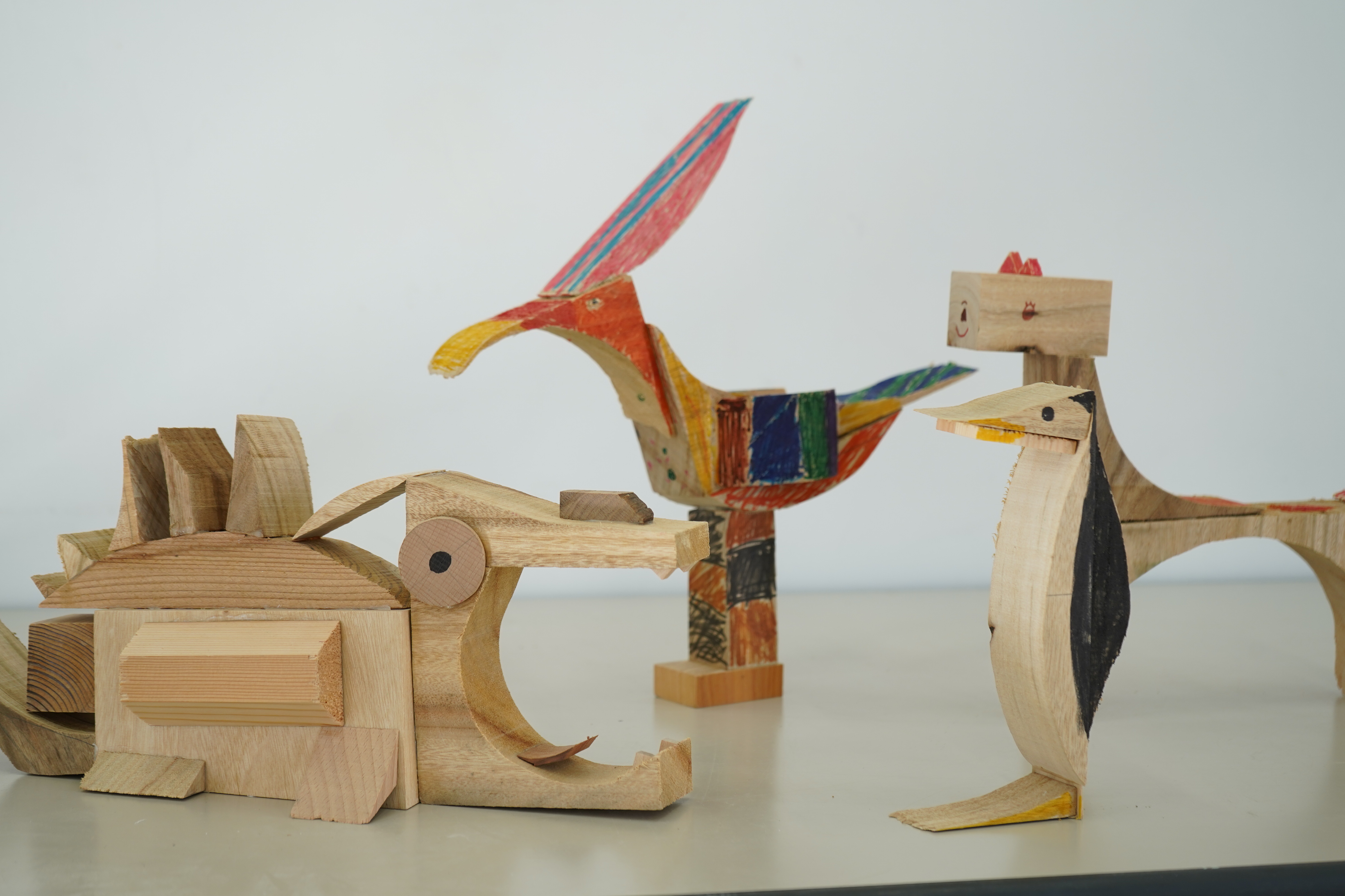 木の端材を使って生き物の形を作ってみよう